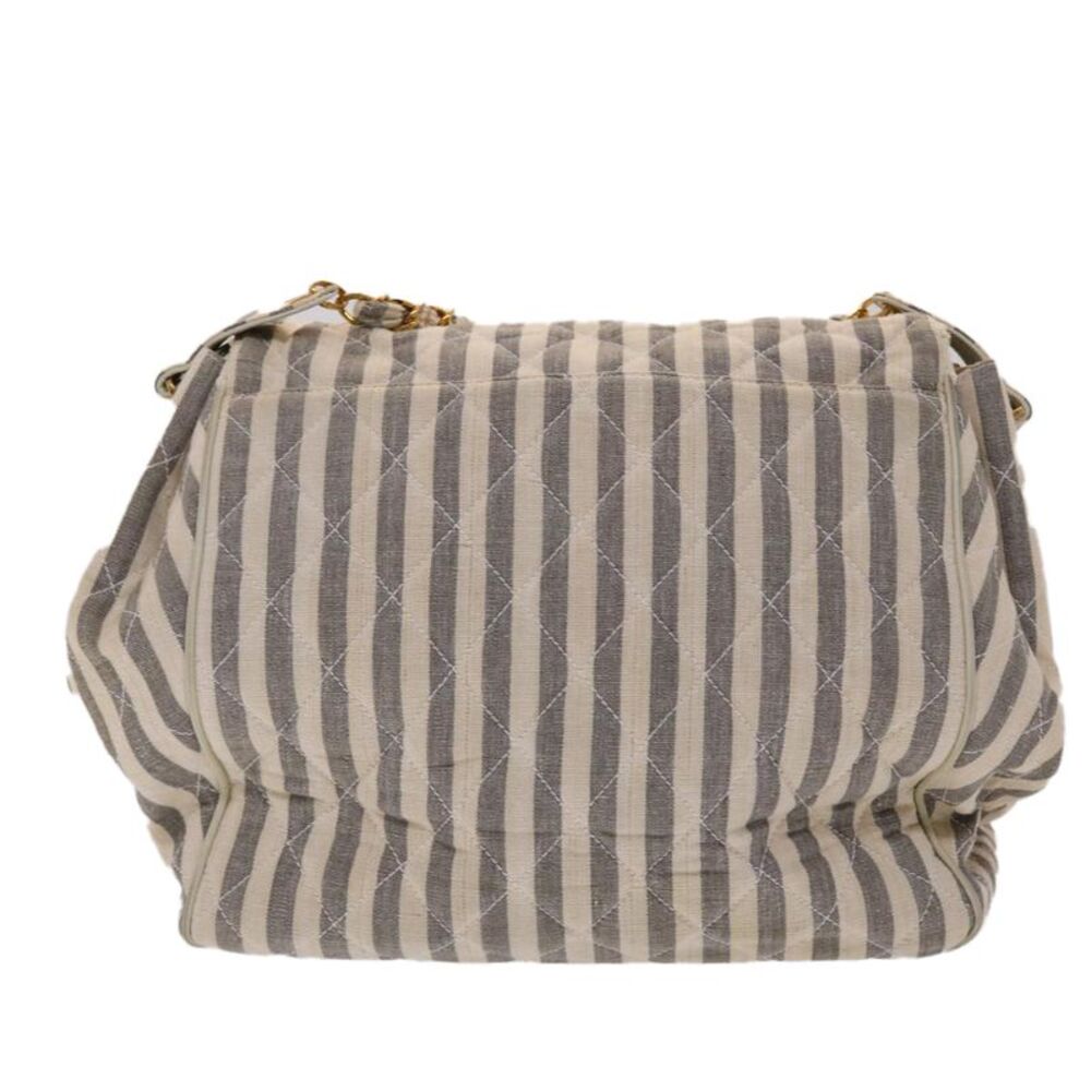 Chanel Matelassé White Canvas Shoulder Bag (Pre-Owned) - Picture 2 of 16
